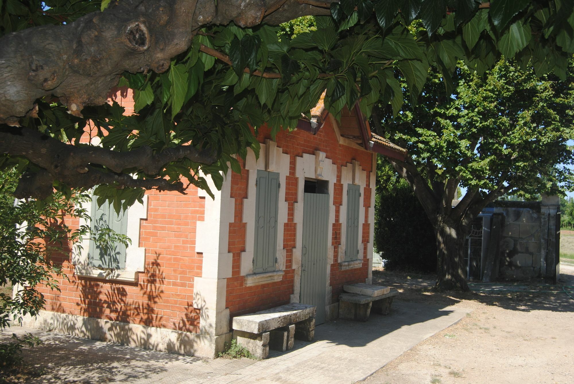Le Mas Marguerite Arles Exterior foto